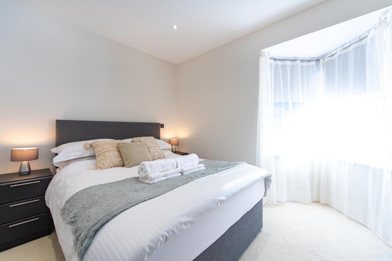 Ealing Residency Aparthotel London Exteriör bild