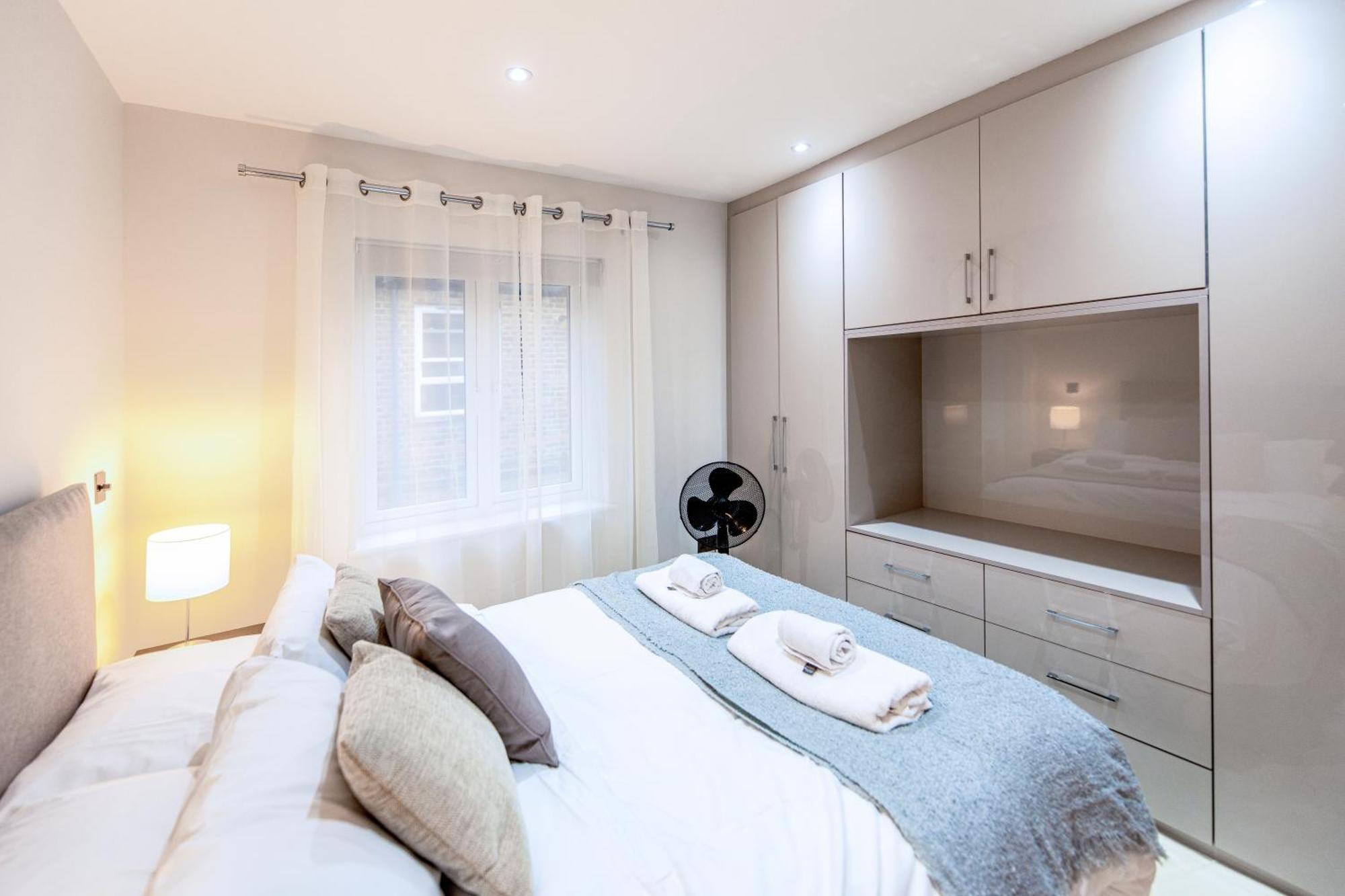 Ealing Residency Aparthotel London Exteriör bild
