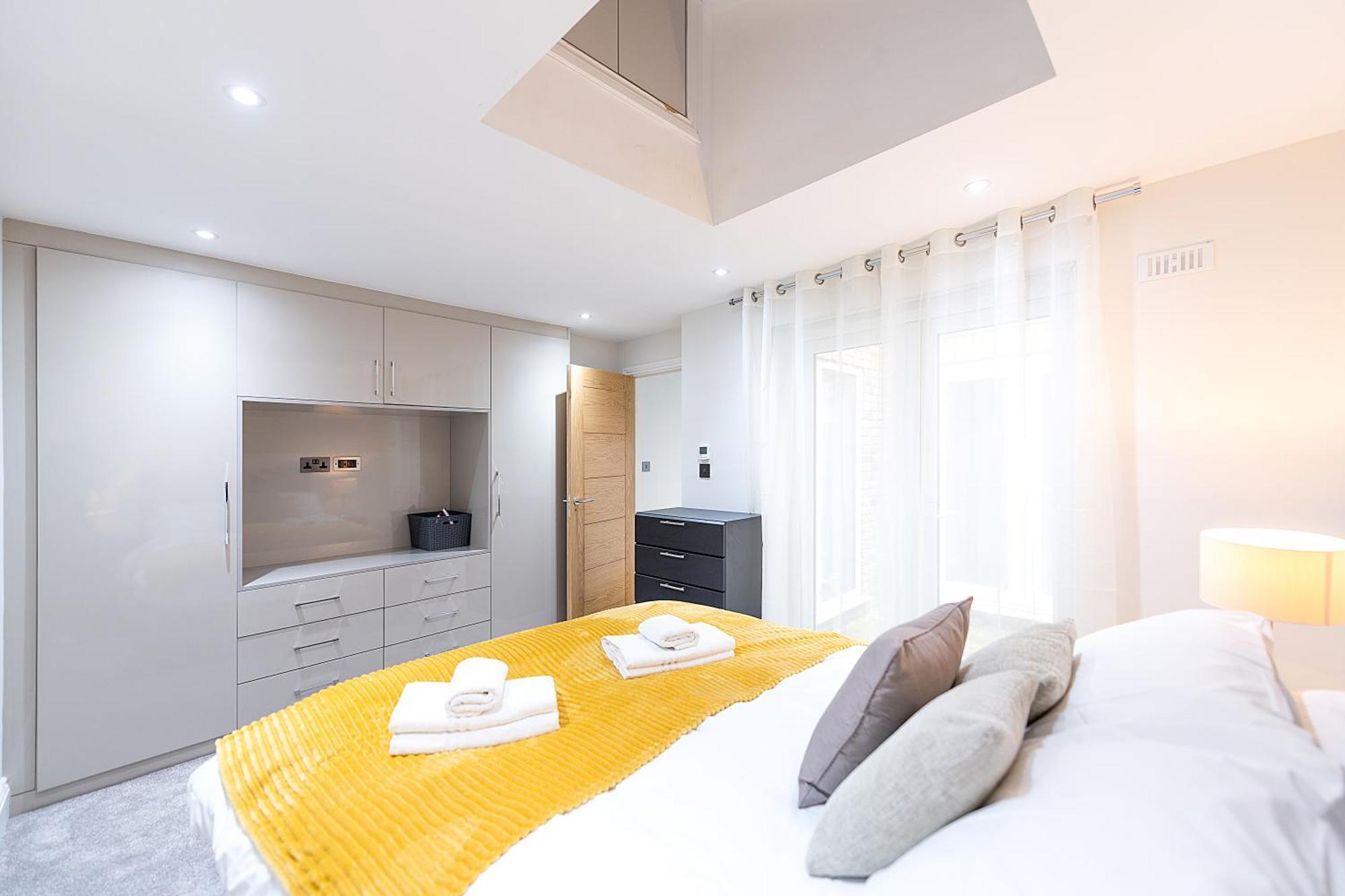 Ealing Residency Aparthotel London Exteriör bild