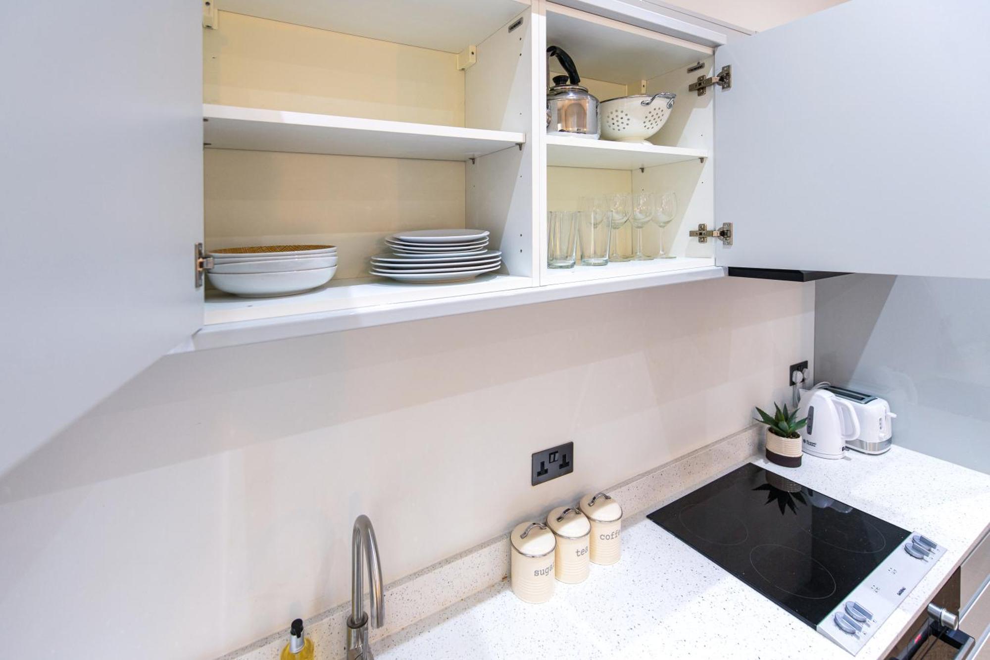 Ealing Residency Aparthotel London Exteriör bild